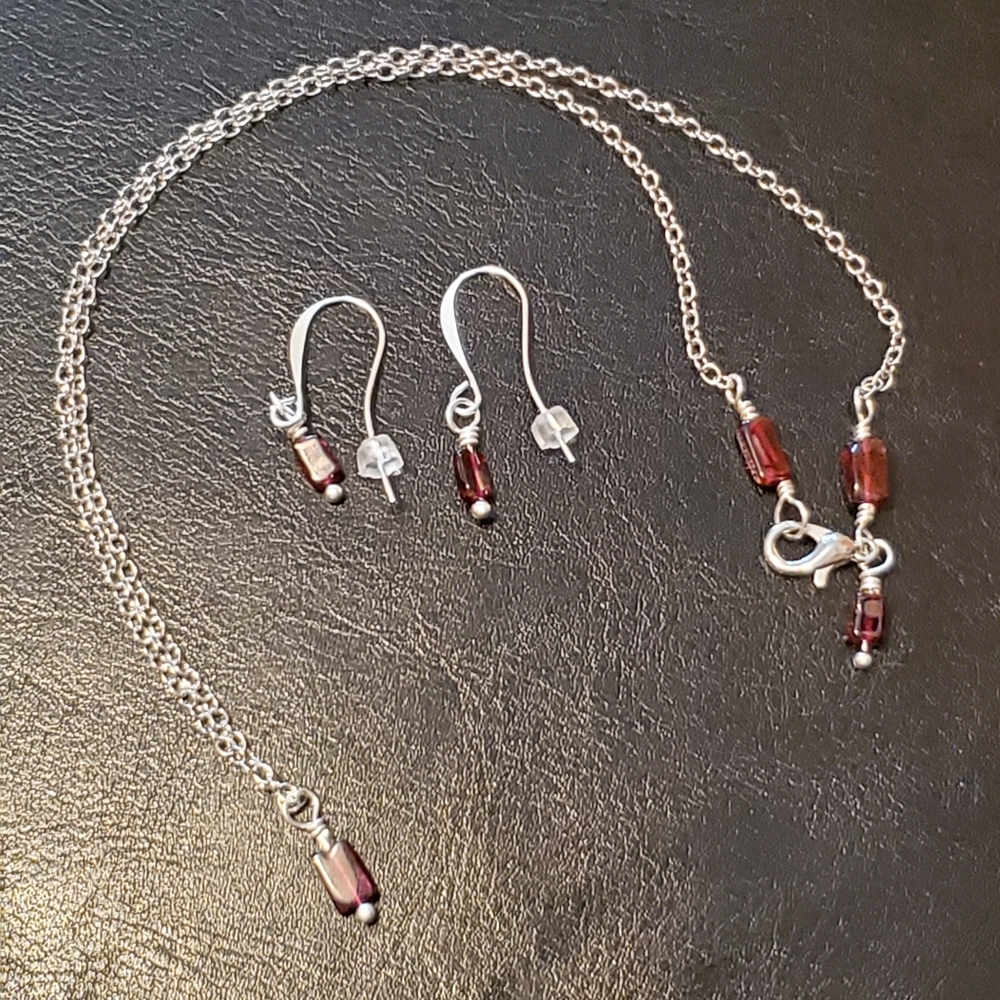 Garnet necklace and earring set